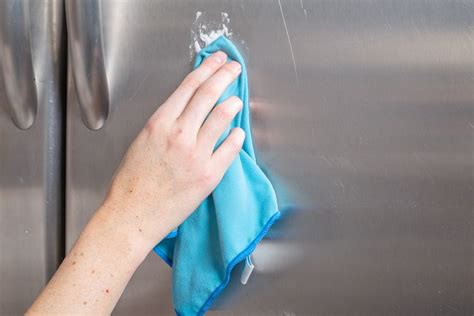 can you get scratches out of stainless steel hob